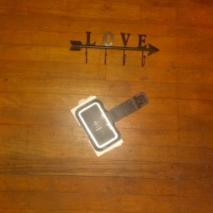 Belkin sports armband